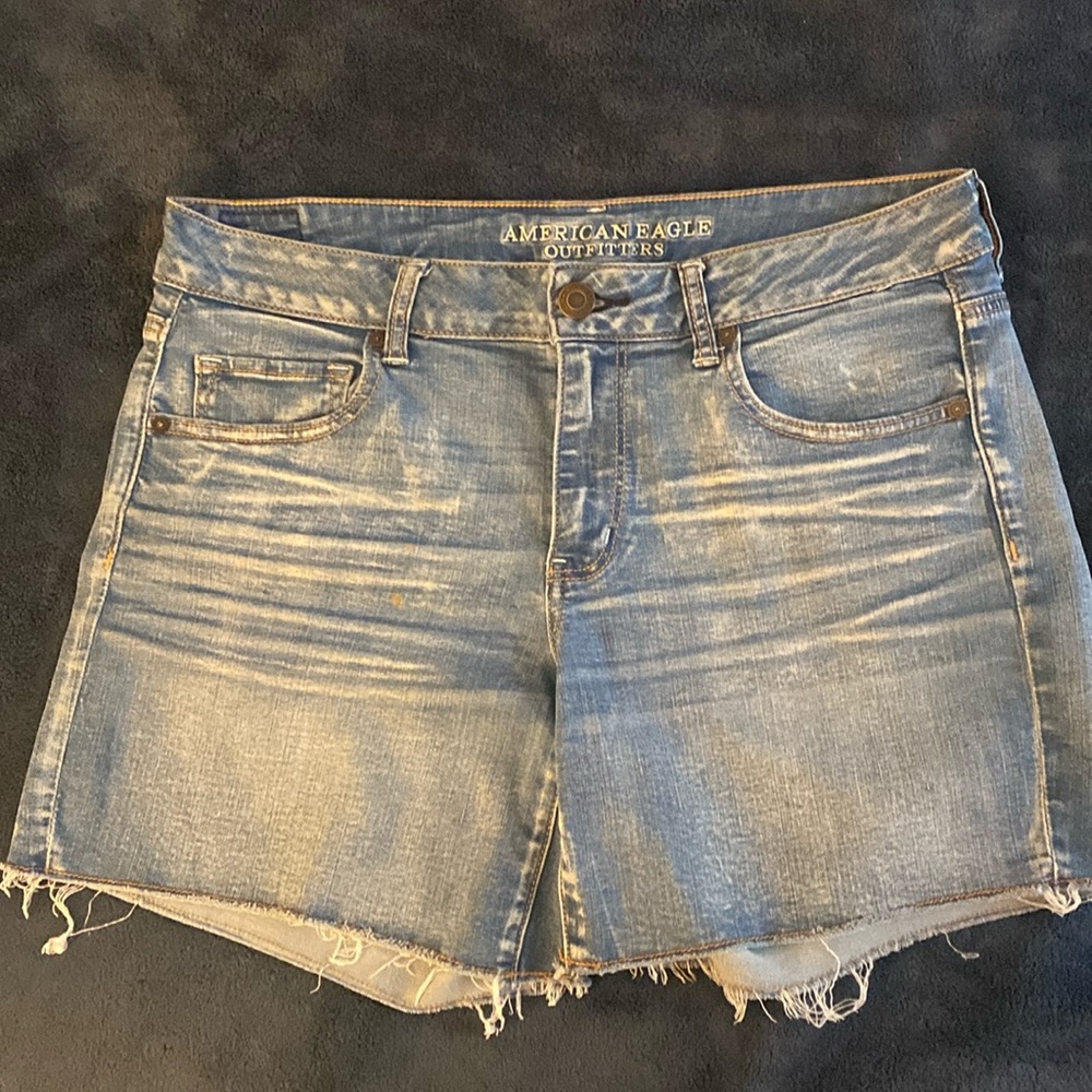 American Eagle Shorts size 14